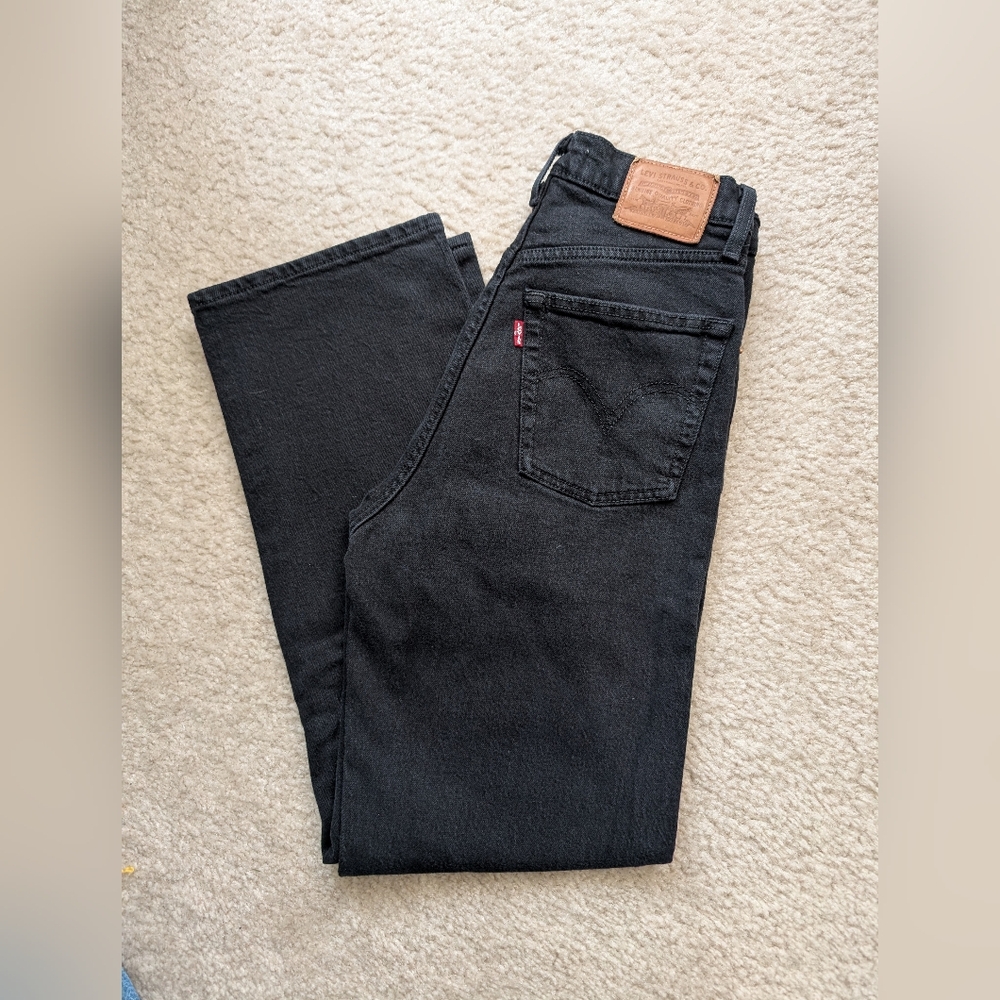 Levi’s Ribcage Straight Ankle in Black